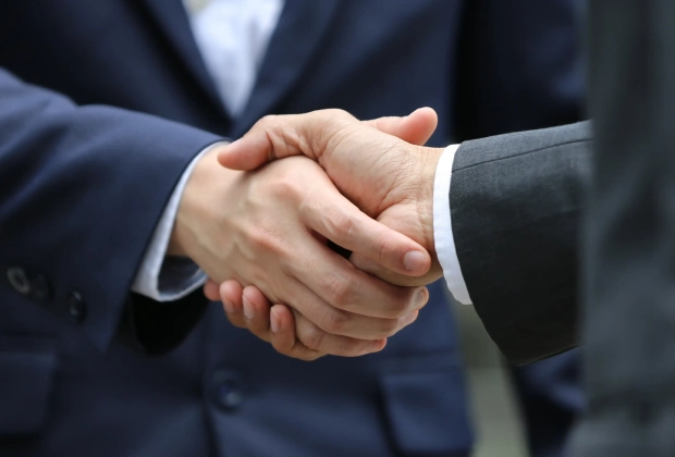 consulting-handshake